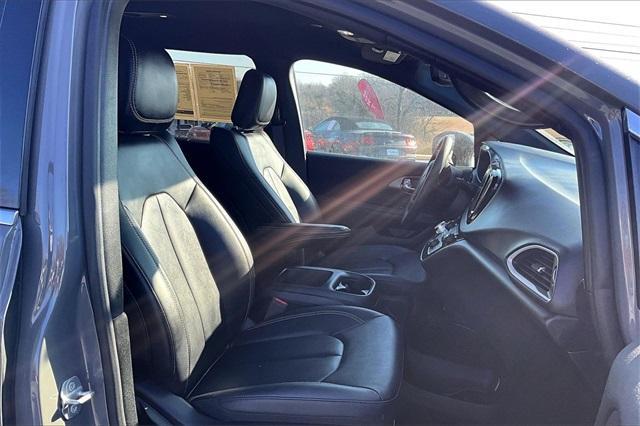 used 2025 Chrysler Pacifica car, priced at $34,131