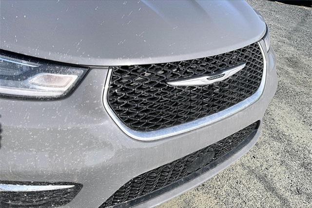 used 2025 Chrysler Pacifica car, priced at $34,131