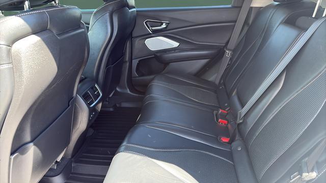 used 2020 Acura RDX car, priced at $31,897
