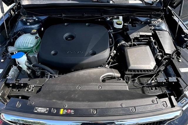 used 2022 Volvo XC40 car, priced at $21,141