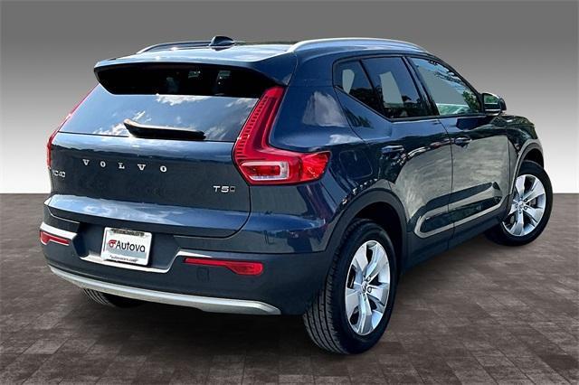 used 2022 Volvo XC40 car, priced at $21,141