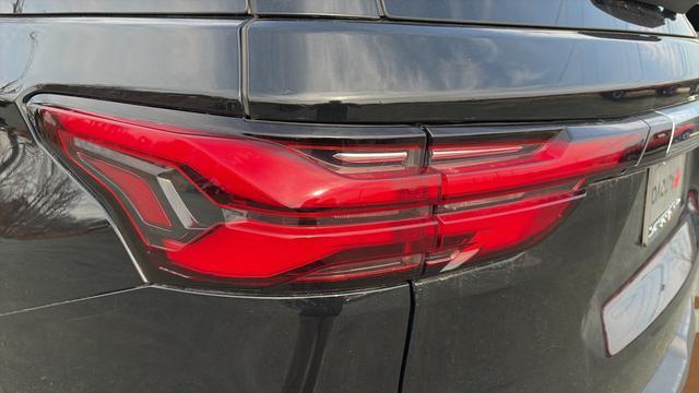 used 2023 Chevrolet Traverse car, priced at $28,789