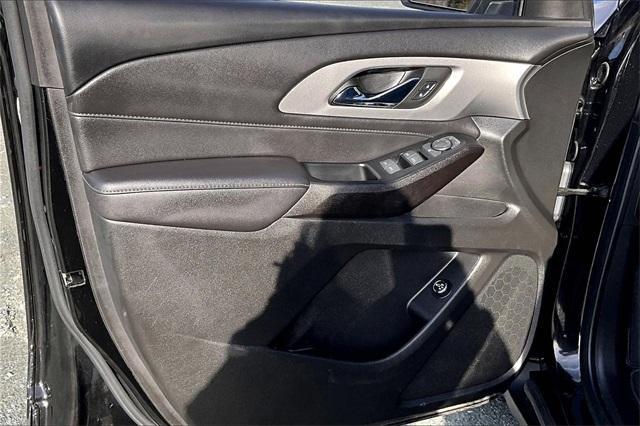 used 2023 Chevrolet Traverse car, priced at $29,227