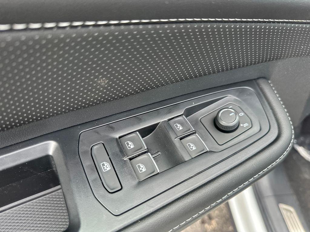 new 2026 Volkswagen Atlas car, priced at $48,463