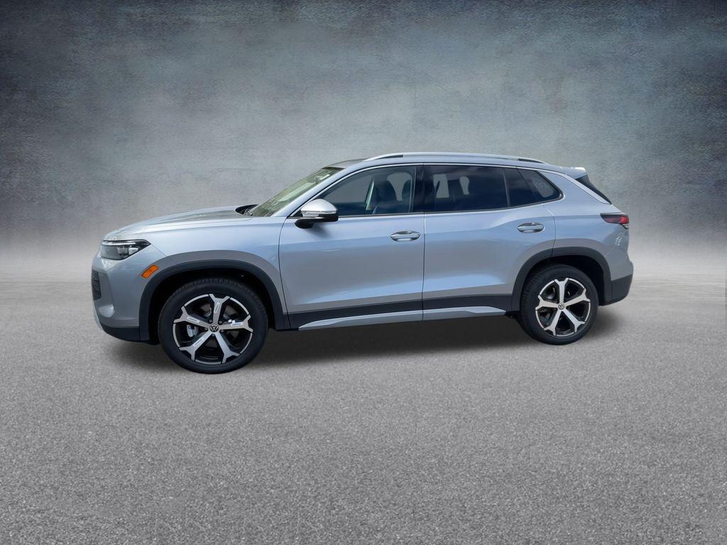 new 2025 Volkswagen Tiguan car, priced at $32,405