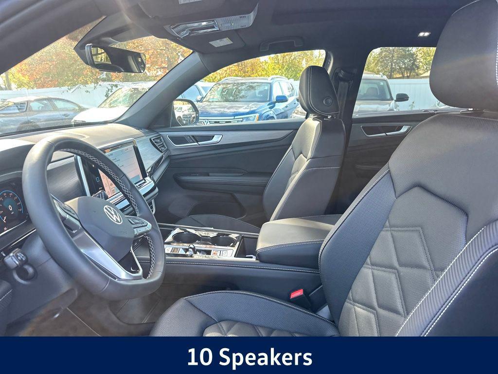 new 2026 Volkswagen Atlas car, priced at $52,618