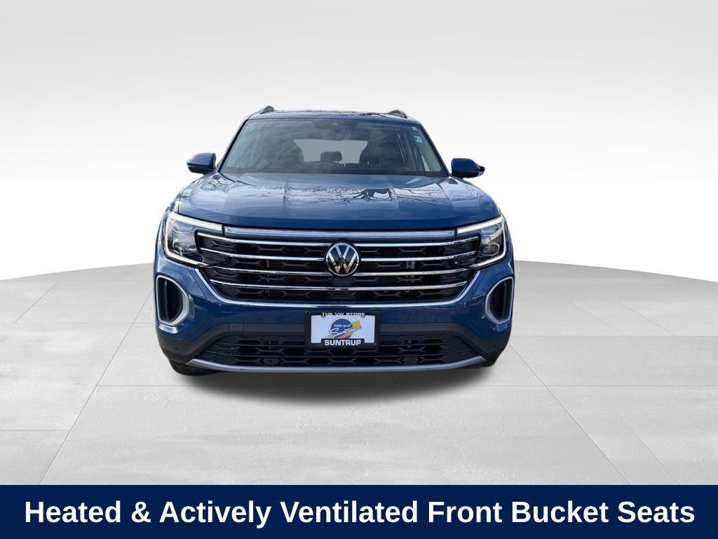 used 2025 Volkswagen Atlas car, priced at $36,455
