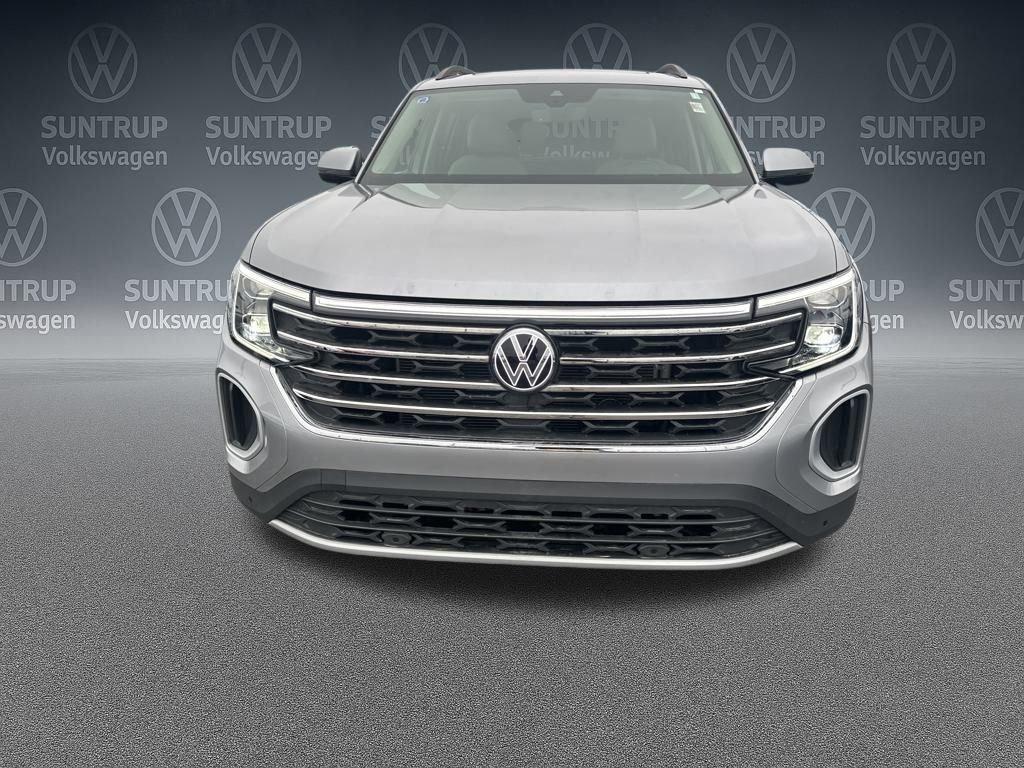 new 2025 Volkswagen Atlas car, priced at $43,244
