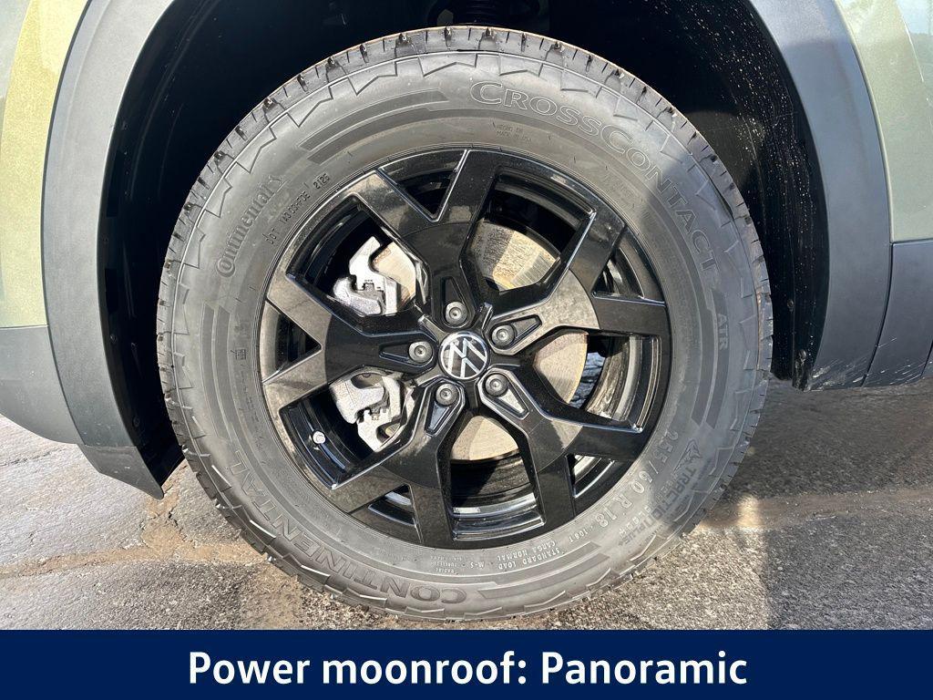 new 2026 Volkswagen Atlas car, priced at $45,827