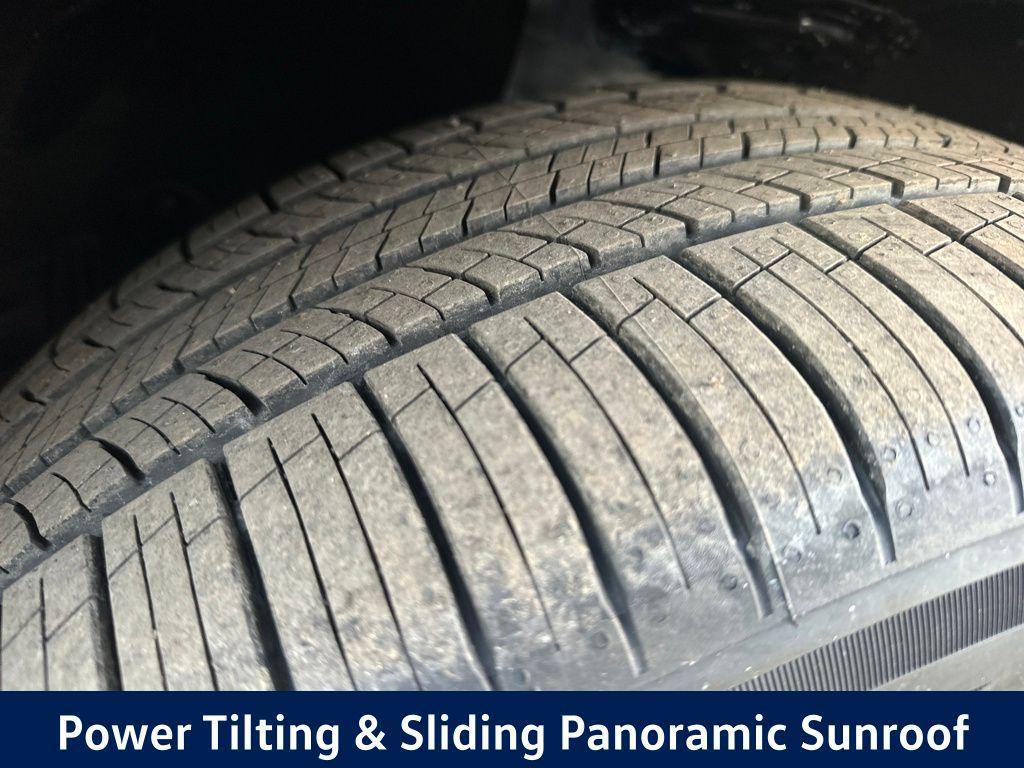 new 2026 Volkswagen Atlas car, priced at $46,057