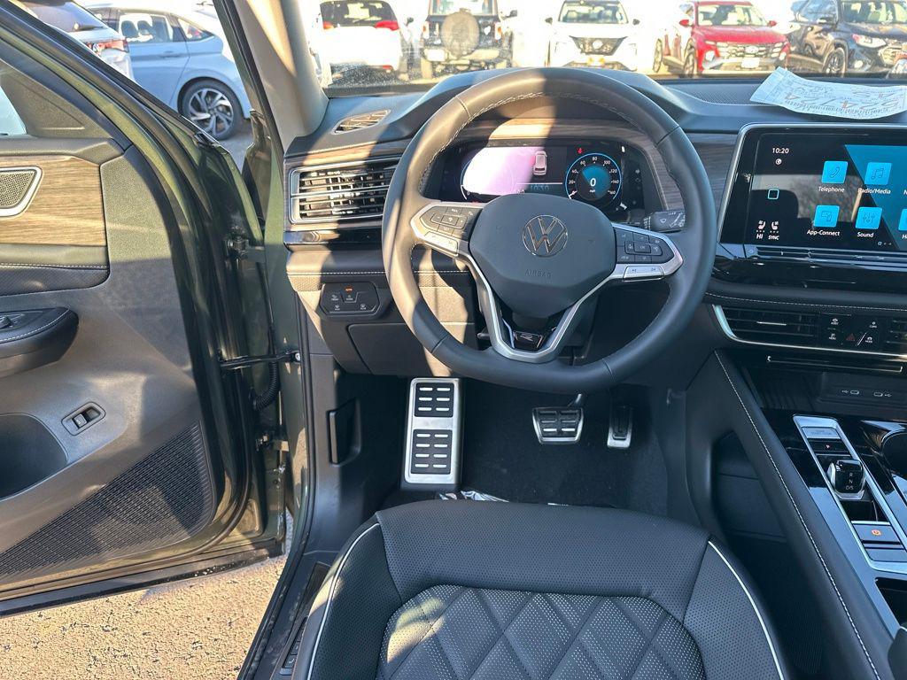 new 2026 Volkswagen Atlas car, priced at $52,181