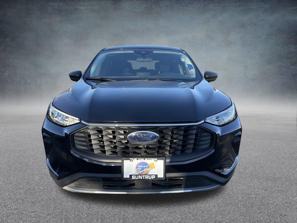 used 2025 Ford Escape car, priced at $24,855