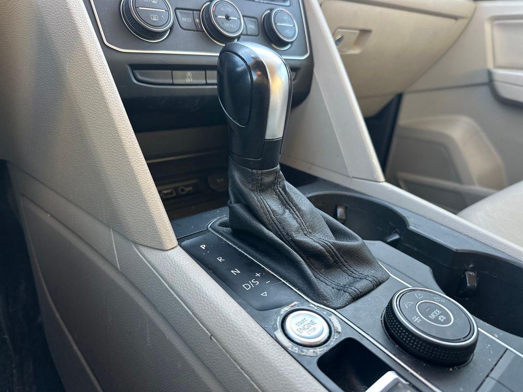 used 2021 Volkswagen Atlas car, priced at $16,545