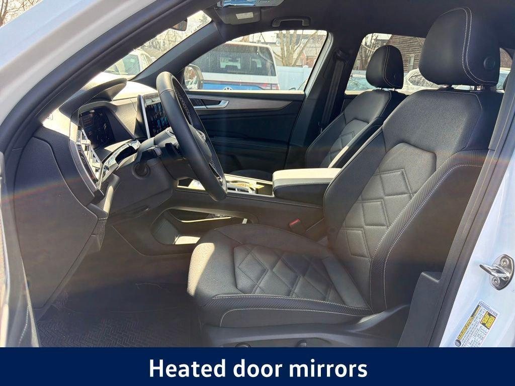 new 2026 Volkswagen Atlas Cross Sport car, priced at $39,674