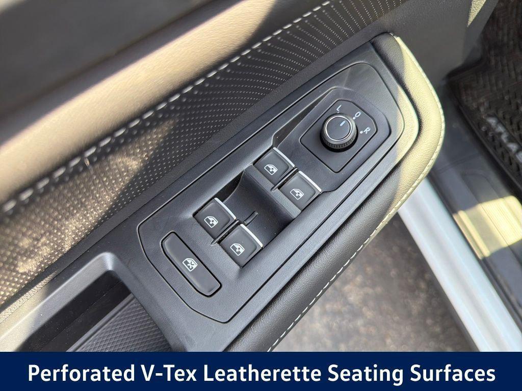 new 2026 Volkswagen Atlas Cross Sport car, priced at $39,674