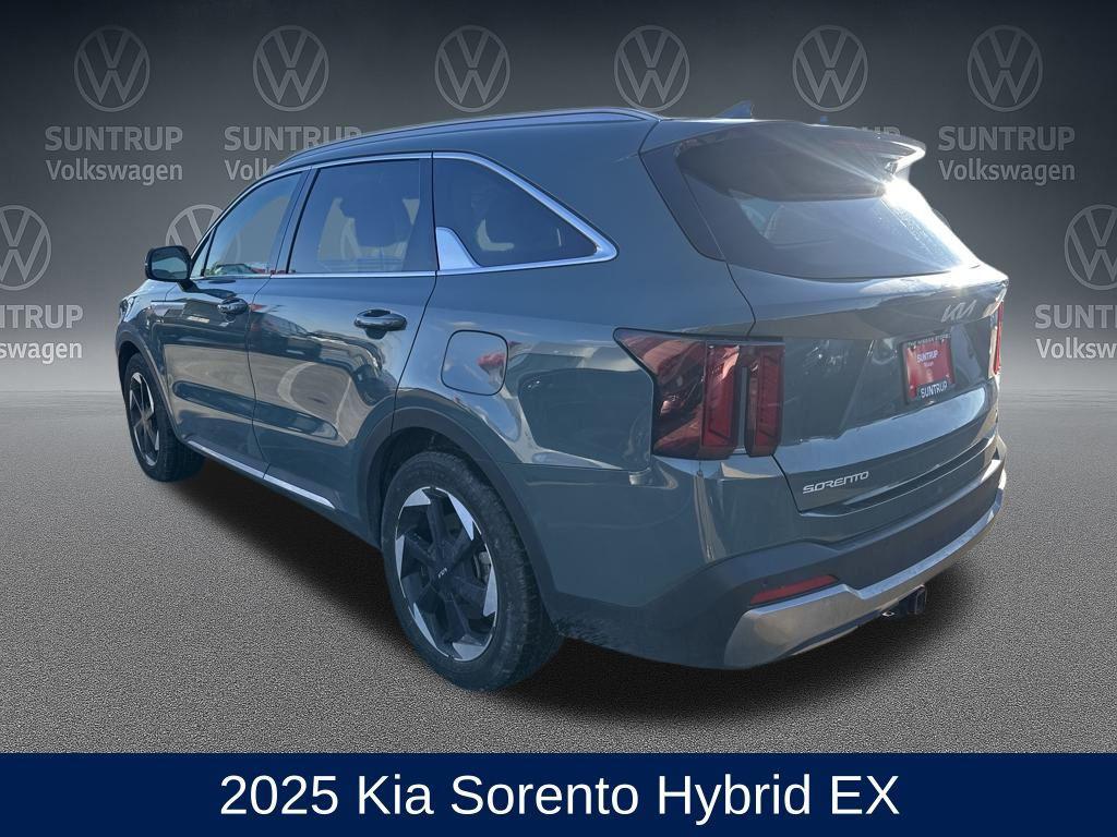 used 2025 Kia Sorento Hybrid car, priced at $33,745