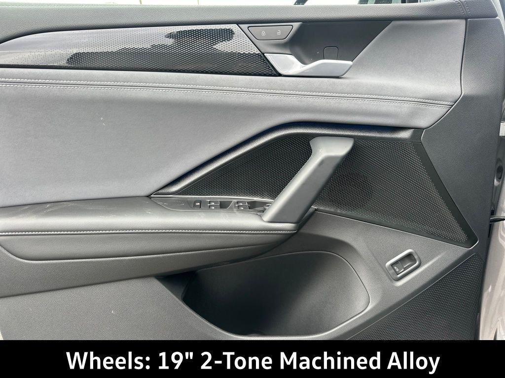 new 2026 Volkswagen Tiguan car, priced at $36,363