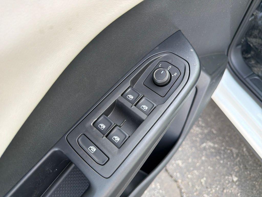 new 2026 Volkswagen Taos car, priced at $27,547