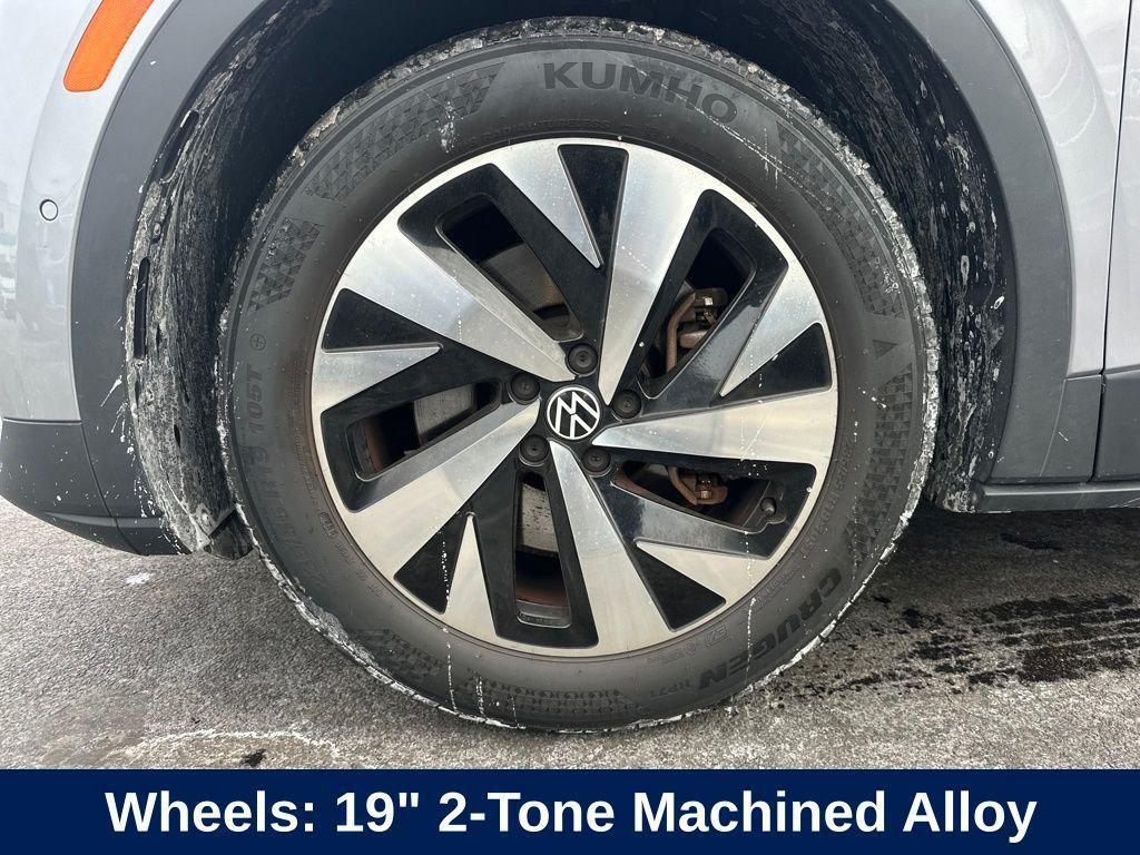 used 2023 Volkswagen ID.4 car, priced at $19,495