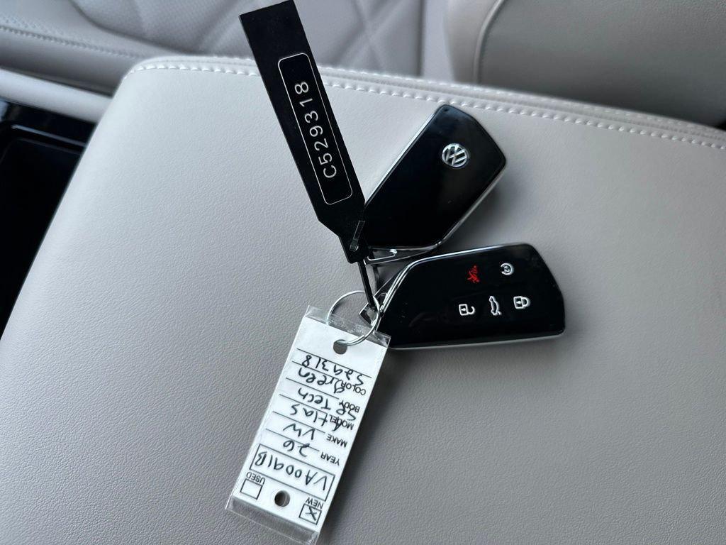 new 2026 Volkswagen Atlas car, priced at $43,478