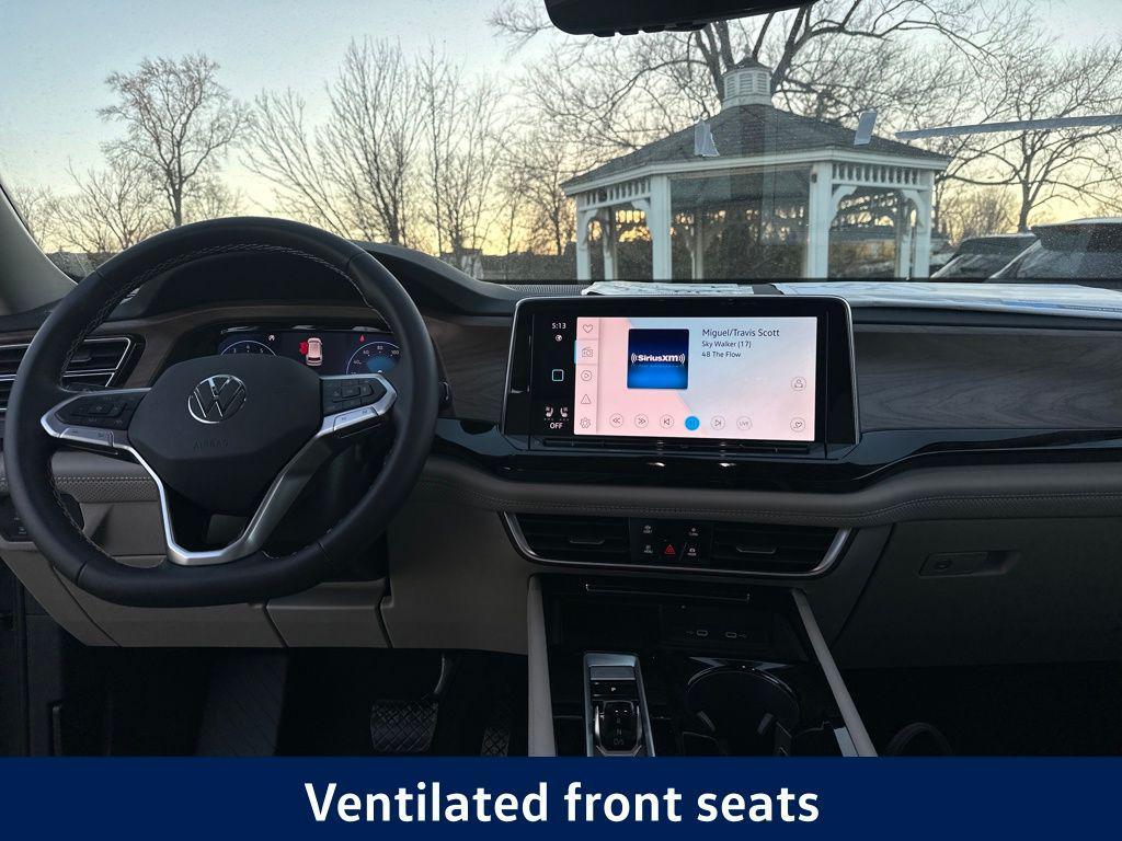 new 2026 Volkswagen Atlas car, priced at $43,478