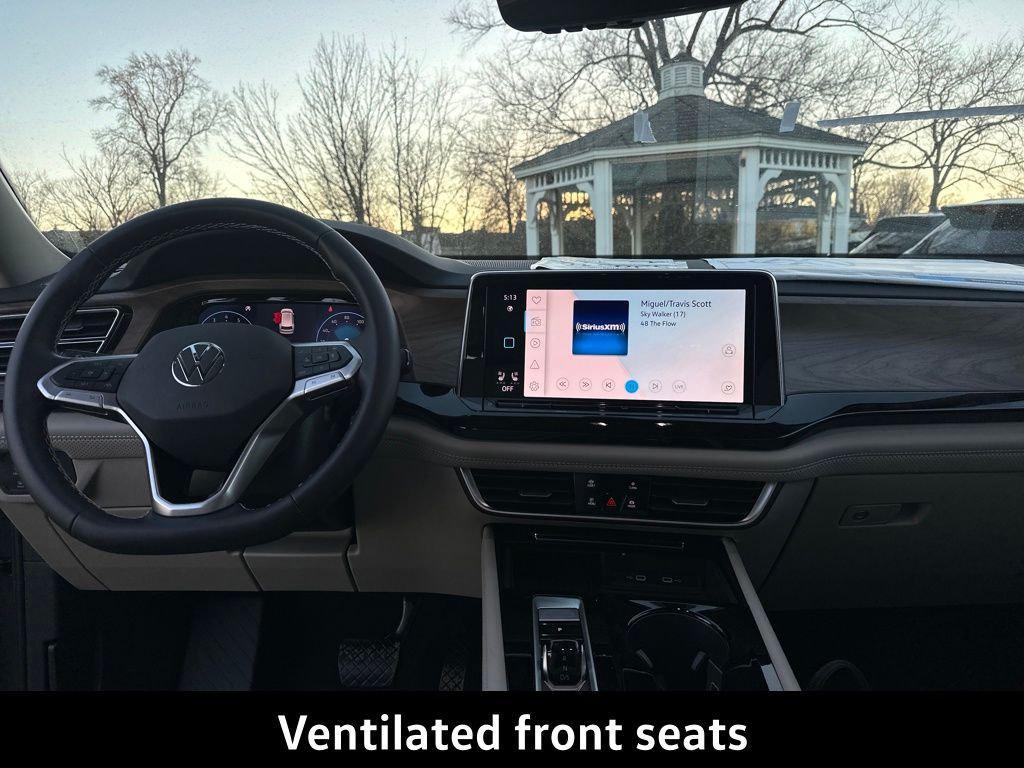 new 2026 Volkswagen Atlas car, priced at $43,478