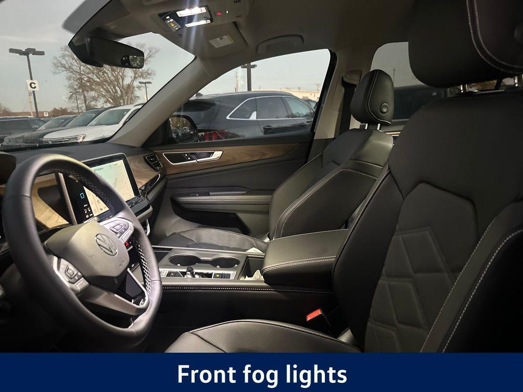 new 2026 Volkswagen Atlas car, priced at $38,875