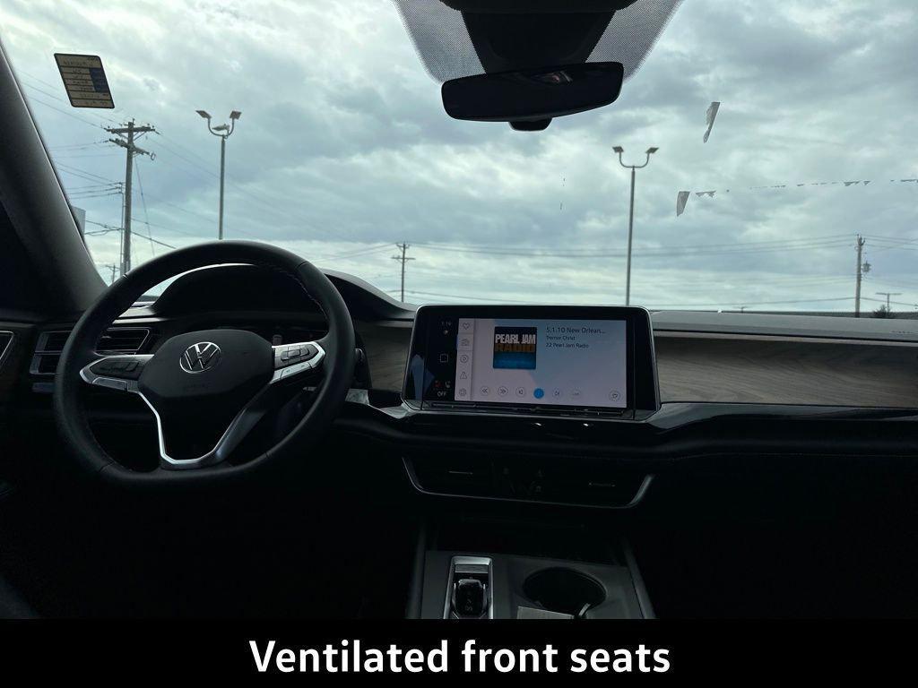 new 2026 Volkswagen Atlas car, priced at $38,875