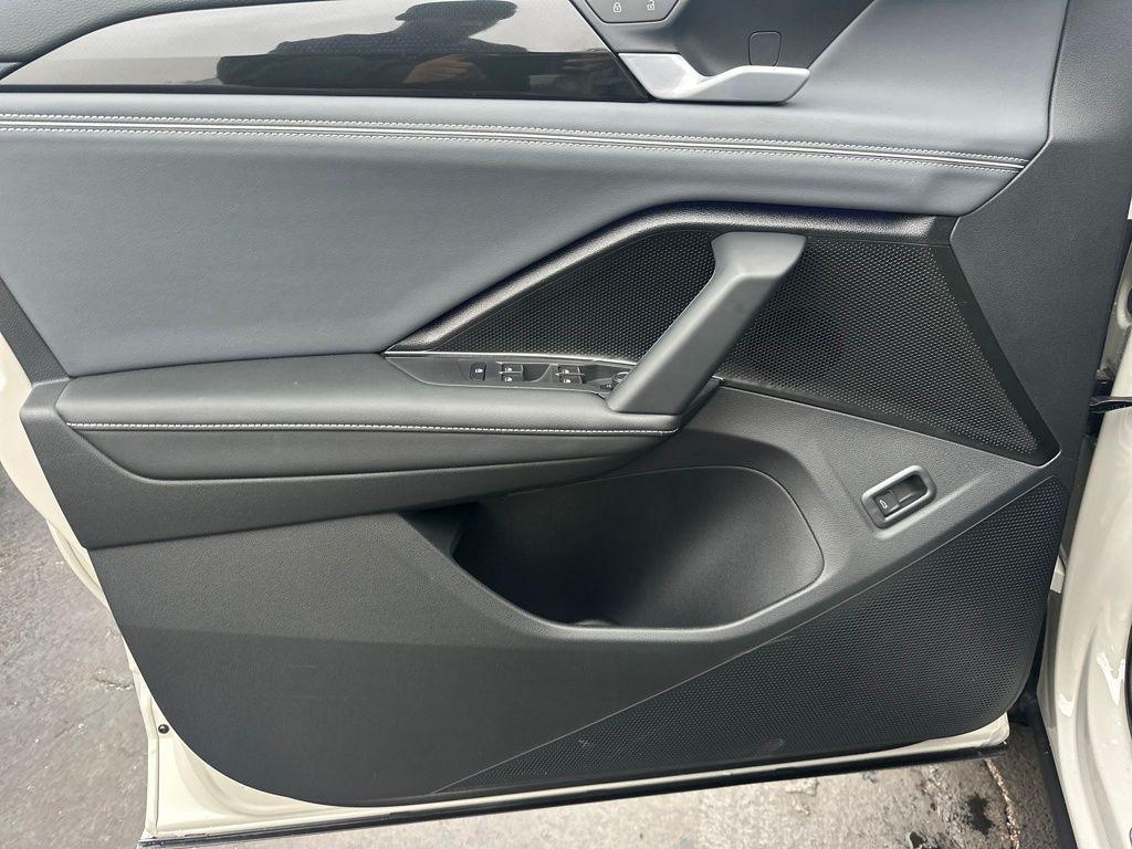 new 2026 Volkswagen Tiguan car, priced at $44,566