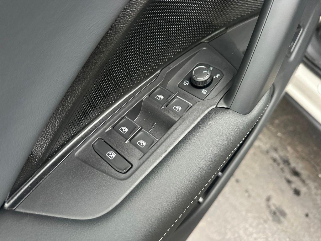 new 2026 Volkswagen Tiguan car, priced at $44,566