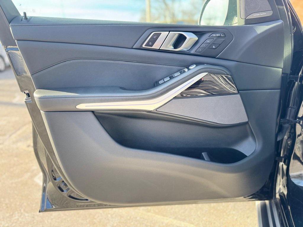 used 2025 BMW X7 car, priced at $58,900