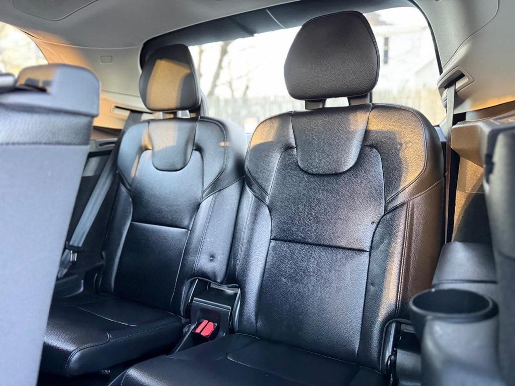 used 2018 Volvo XC90 car, priced at $17,600