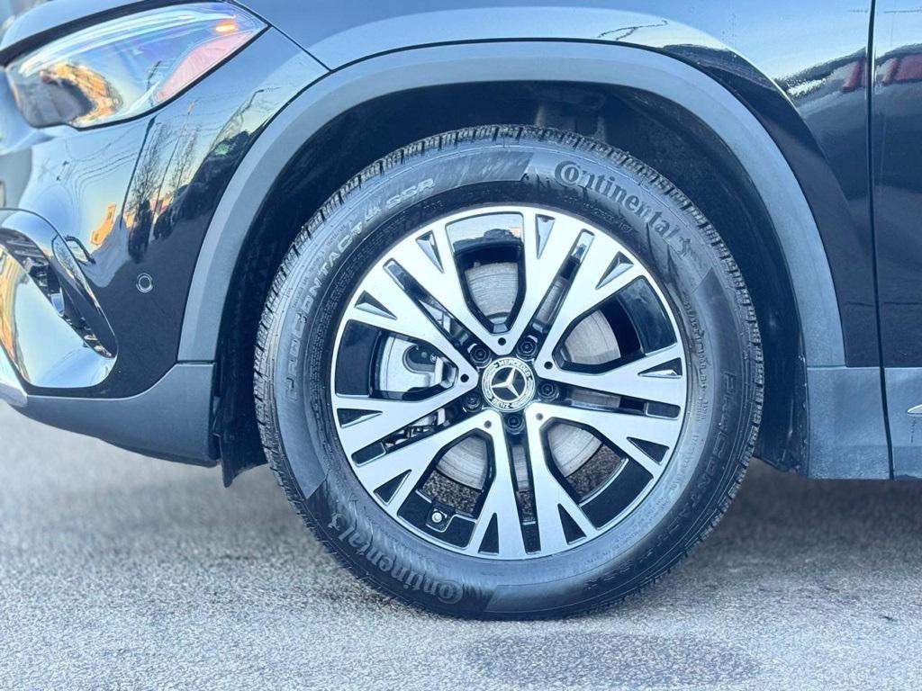 used 2025 Mercedes-Benz GLA 250 car, priced at $37,900