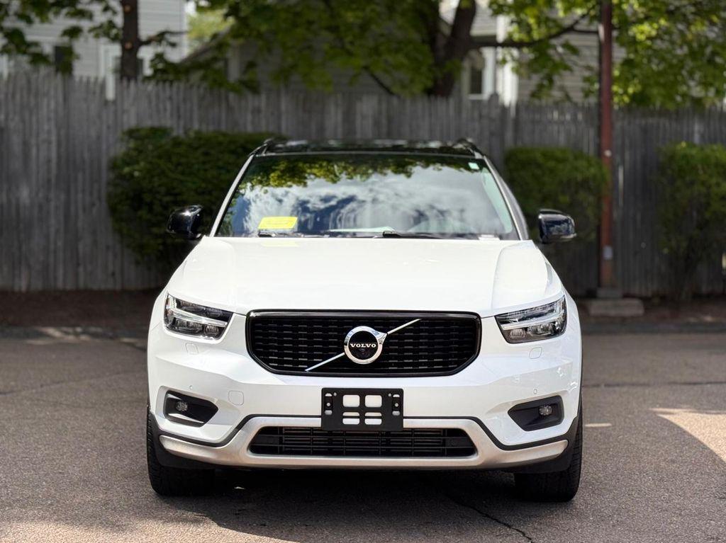 used 2021 Volvo XC40 car, priced at $19,800
