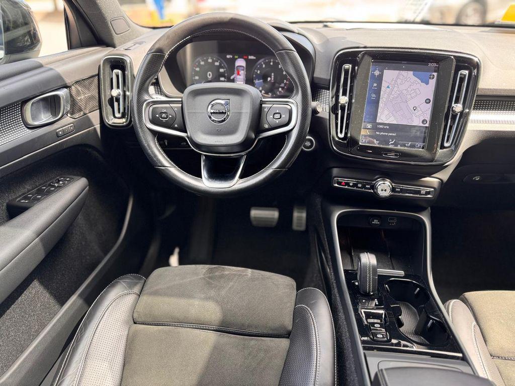 used 2021 Volvo XC40 car, priced at $19,800