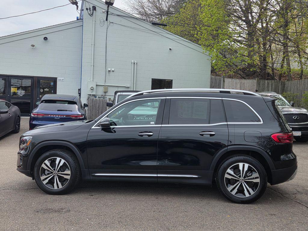 used 2025 Mercedes-Benz GLB 250 car, priced at $38,400