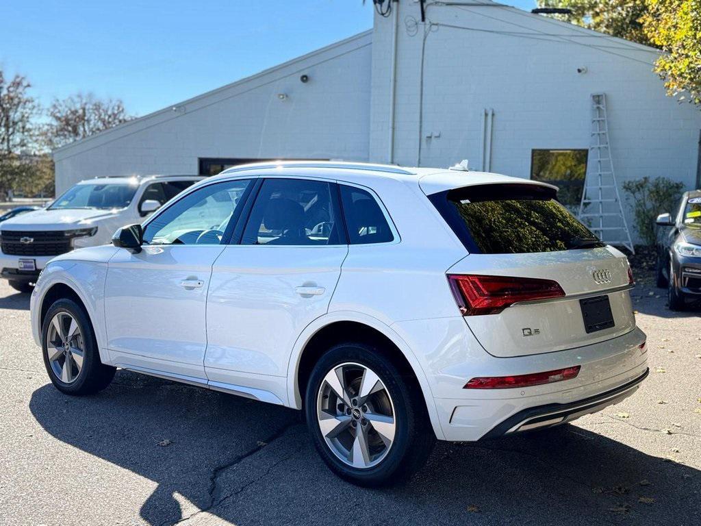 used 2024 Audi Q5 car, priced at $33,400