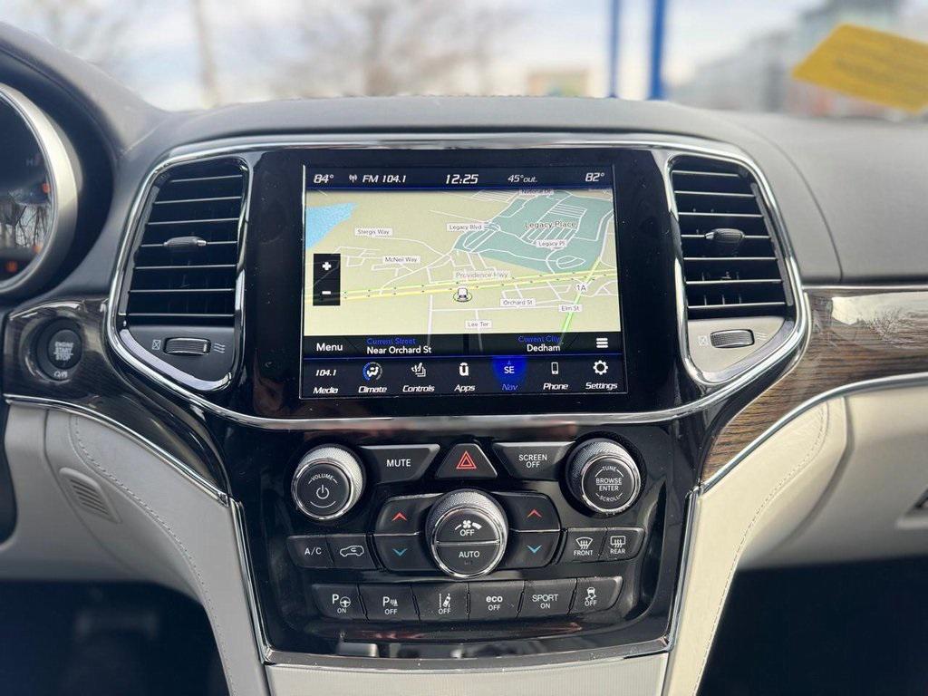 used 2021 Jeep Grand Cherokee car, priced at $31,200