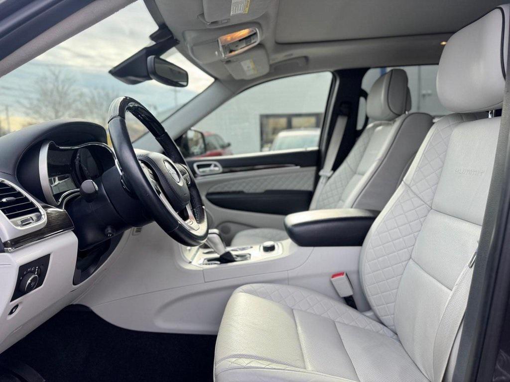 used 2021 Jeep Grand Cherokee car, priced at $31,200