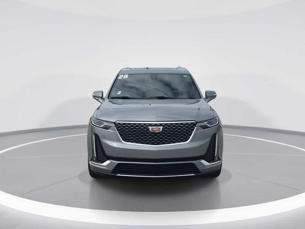 used 2025 Cadillac XT6 car, priced at $45,677