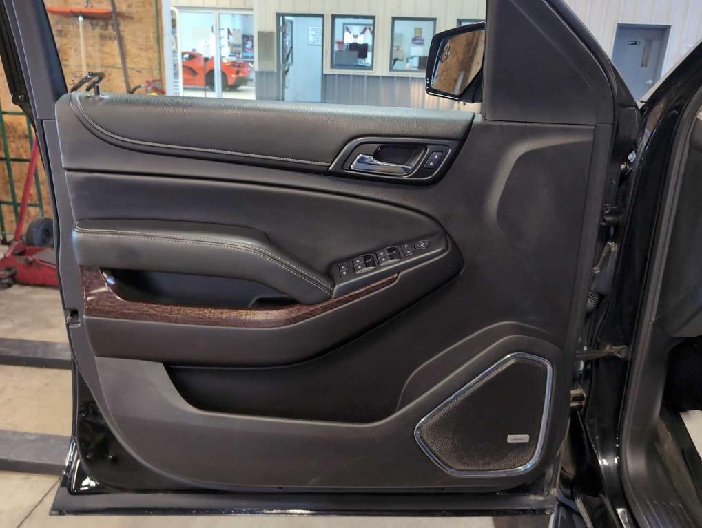 used 2017 GMC Yukon car, priced at $19,790