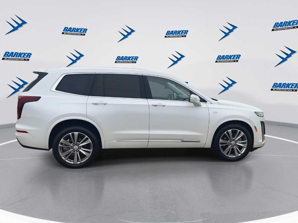 used 2023 Cadillac XT6 car, priced at $35,890