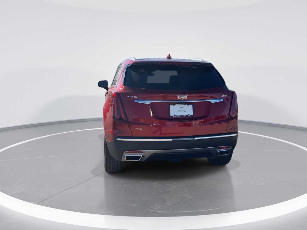 new 2025 Cadillac XT5 car, priced at $57,577