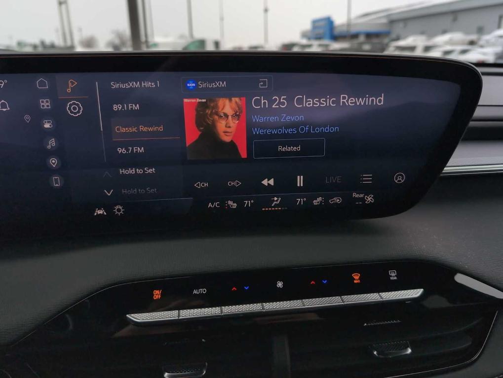 used 2025 Buick Enclave car, priced at $39,190