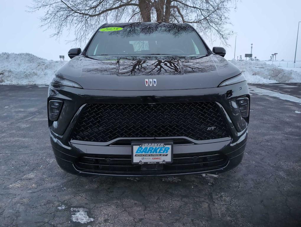 used 2025 Buick Enclave car, priced at $39,190