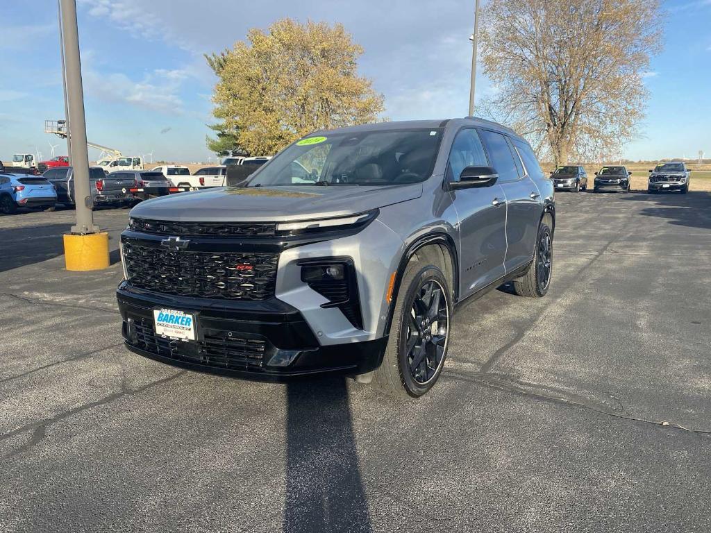 used 2024 Chevrolet Traverse car, priced at $47,290