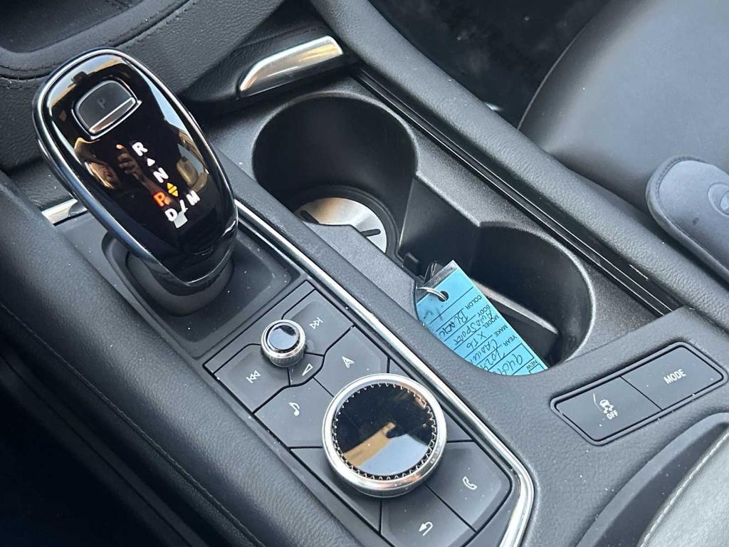 used 2024 Cadillac XT6 car, priced at $43,790