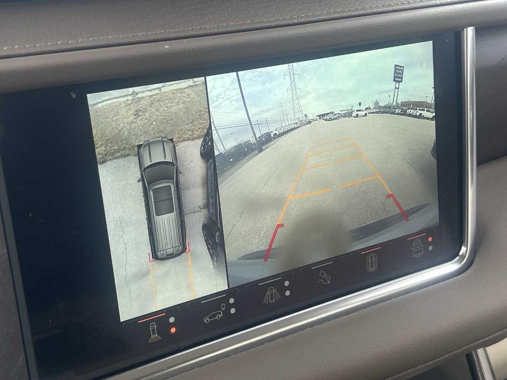 used 2024 GMC Yukon car, priced at $66,090