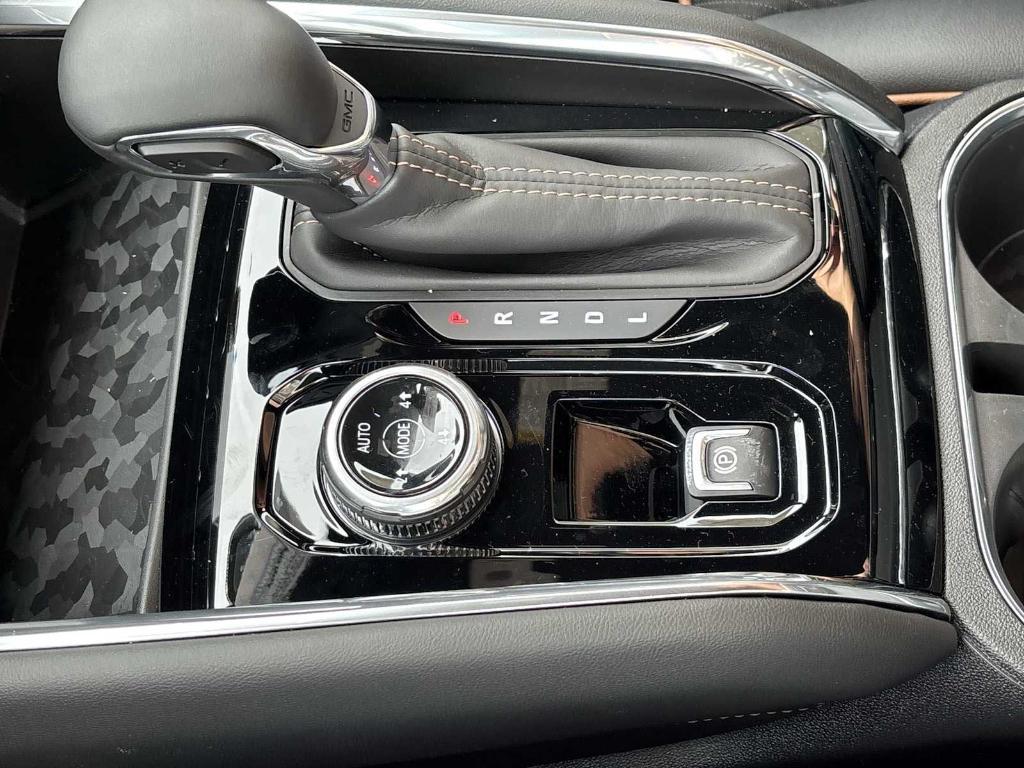 new 2026 GMC Canyon car, priced at $46,333
