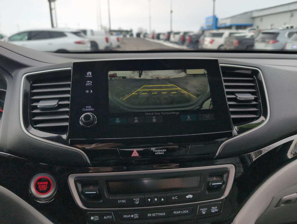 used 2021 Honda Pilot car, priced at $30,290